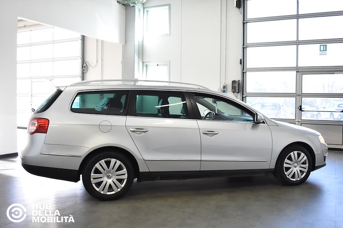 VOLKSWAGEN Passat 2.0 TDI DPF Var. Highline